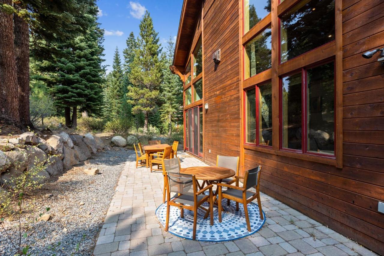 Bear Meadows Lodge - Hot Tub - Tahoe Donner Home 特拉基 外观 照片
