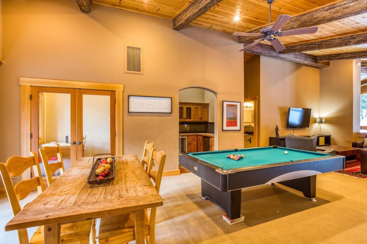 Bear Meadows Lodge - Hot Tub - Tahoe Donner Home 特拉基 外观 照片
