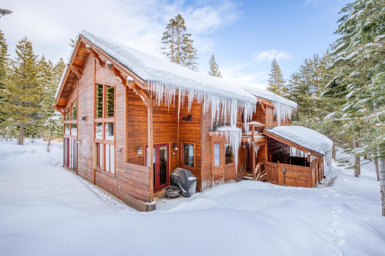 Bear Meadows Lodge - Hot Tub - Tahoe Donner Home 特拉基 外观 照片