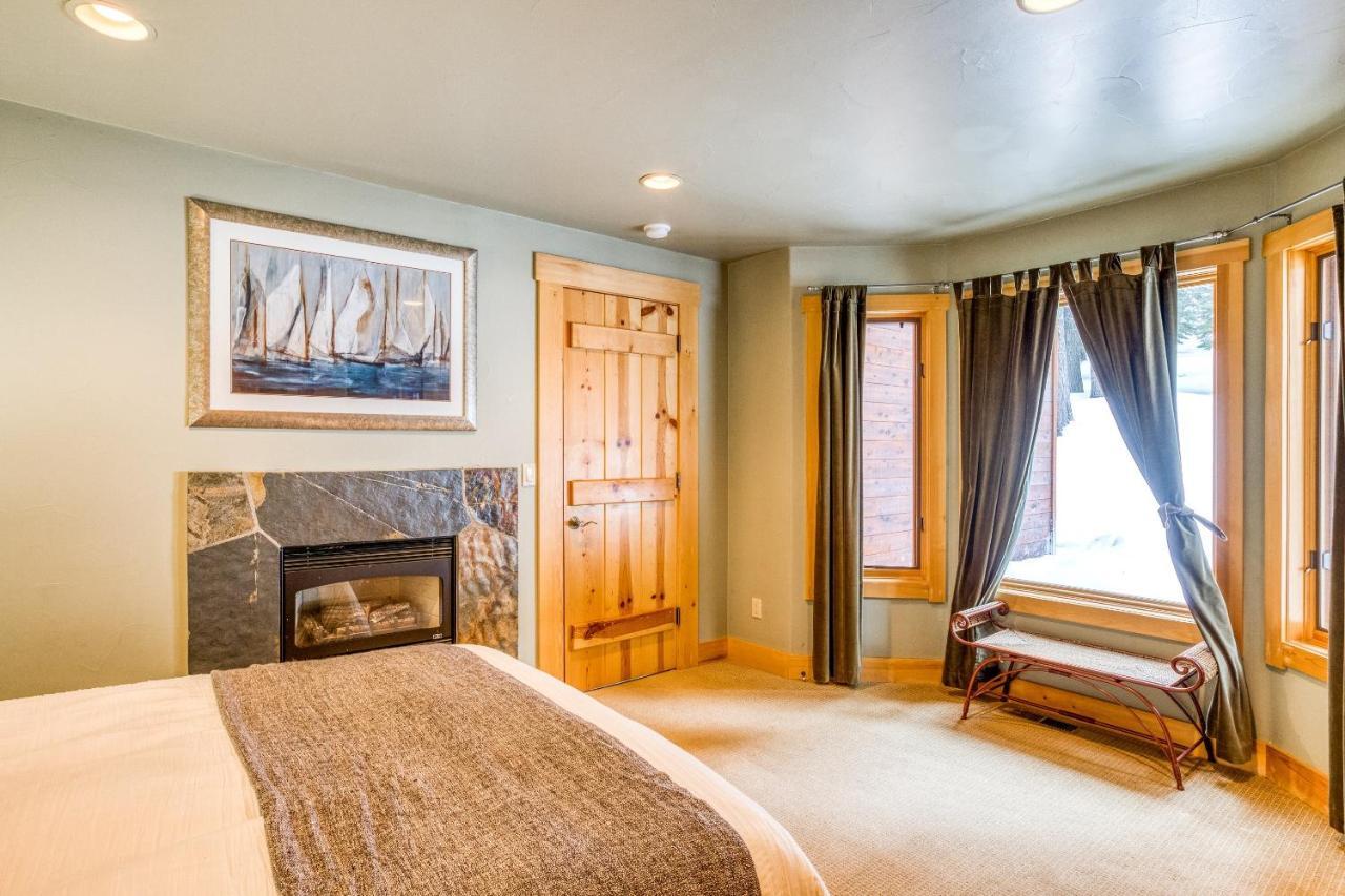Bear Meadows Lodge - Hot Tub - Tahoe Donner Home 特拉基 外观 照片