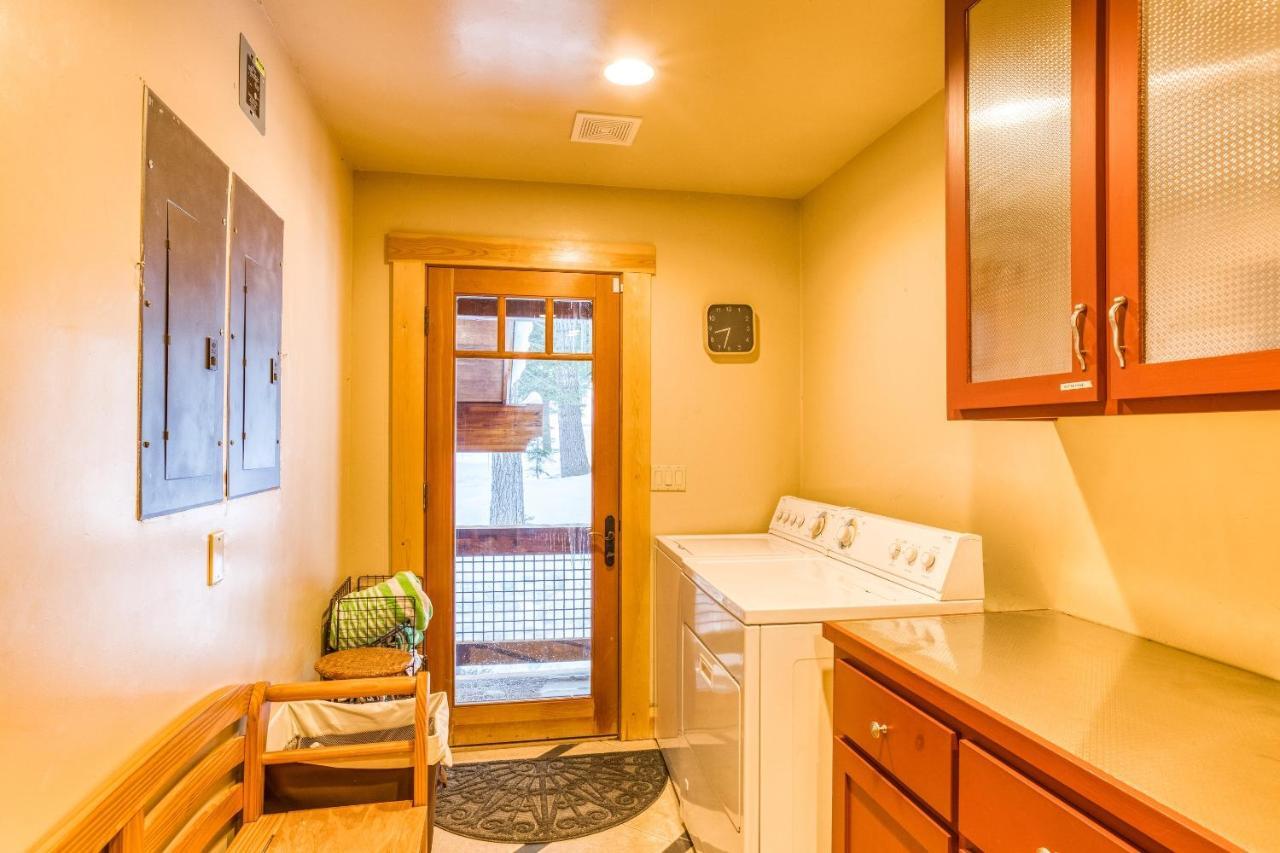 Bear Meadows Lodge - Hot Tub - Tahoe Donner Home 特拉基 外观 照片