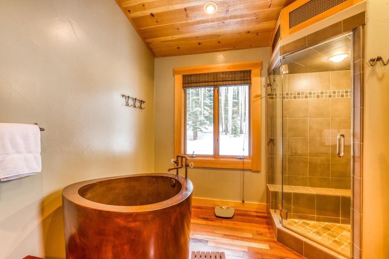 Bear Meadows Lodge - Hot Tub - Tahoe Donner Home 特拉基 外观 照片