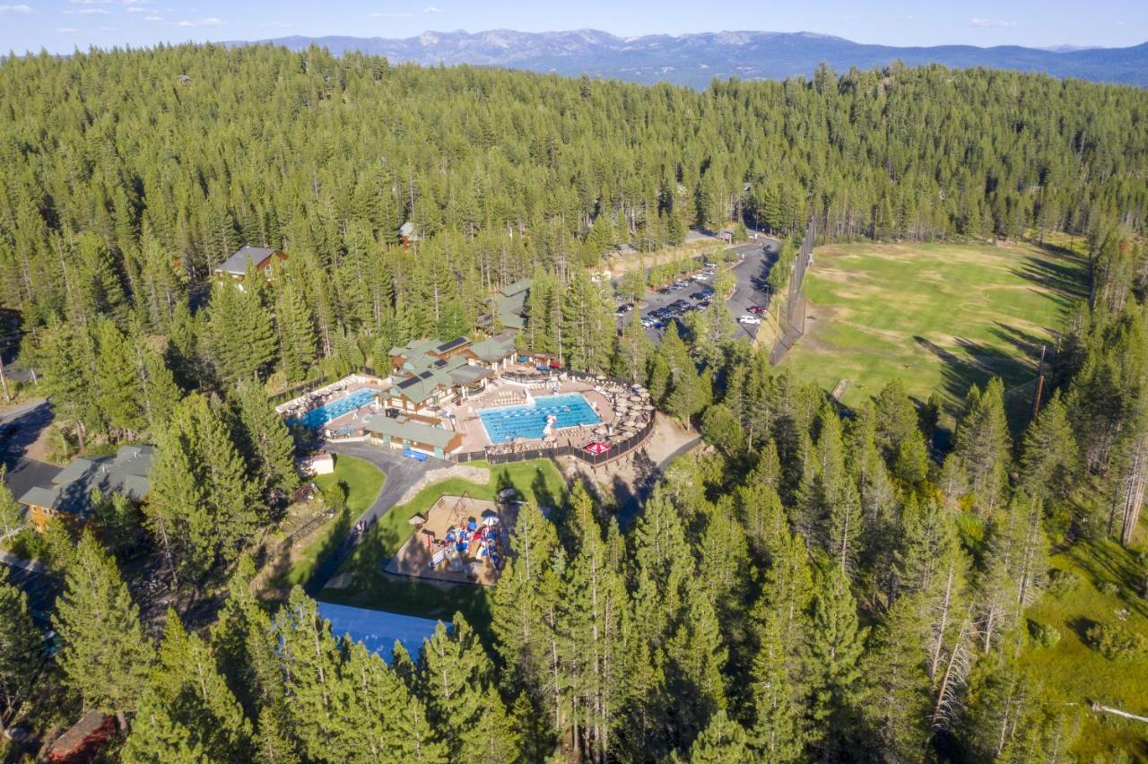 Bear Meadows Lodge - Hot Tub - Tahoe Donner Home 特拉基 外观 照片